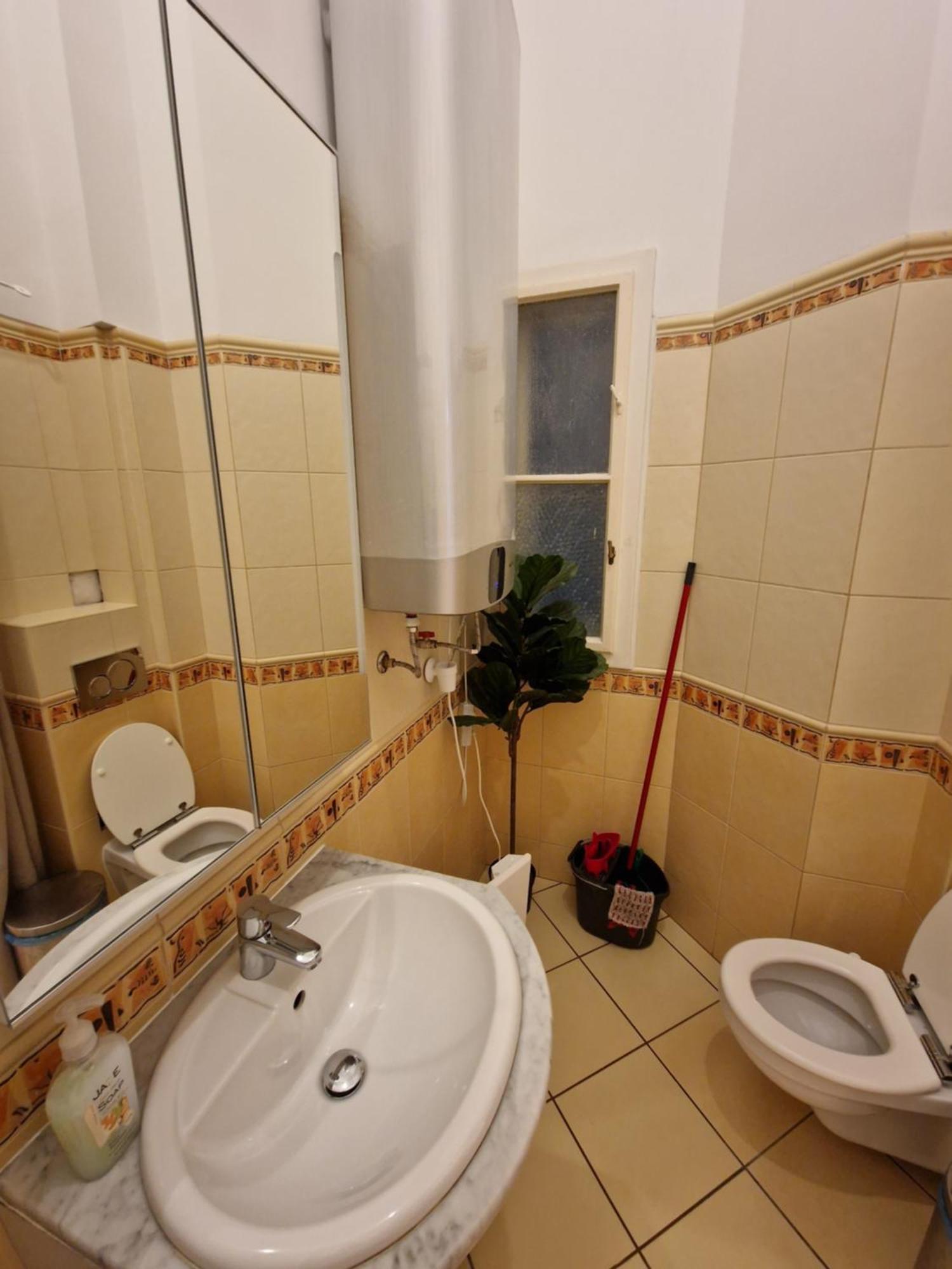 M Apartments - Downtown Budapest Luaran gambar